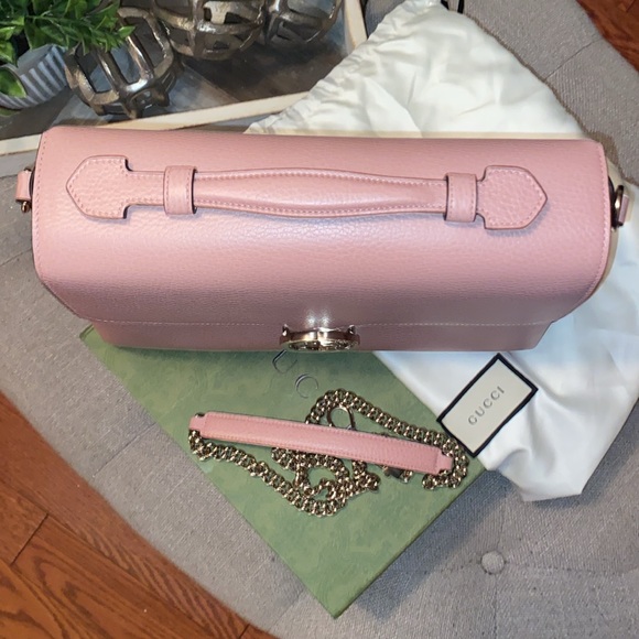 Gucci Large Interlocking Chain Leather Shoulder Bag - Picture 3 of 16